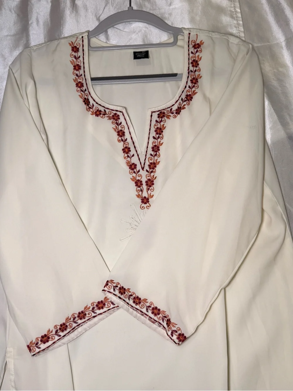 Only You Embroidered Beige Tunic Women Size XL 3/4 Sleeve V Neck Pullover Top